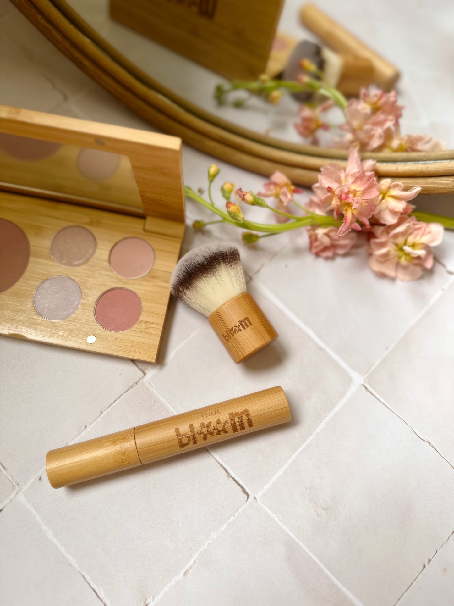 True Bloom Lip Gloss