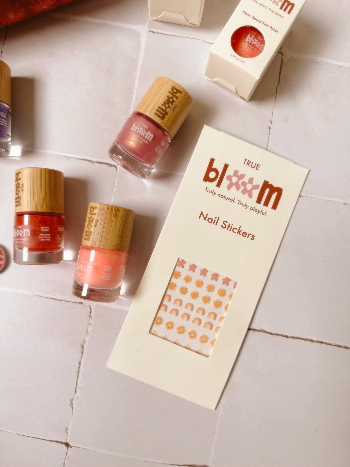 Bloom Nail Kit