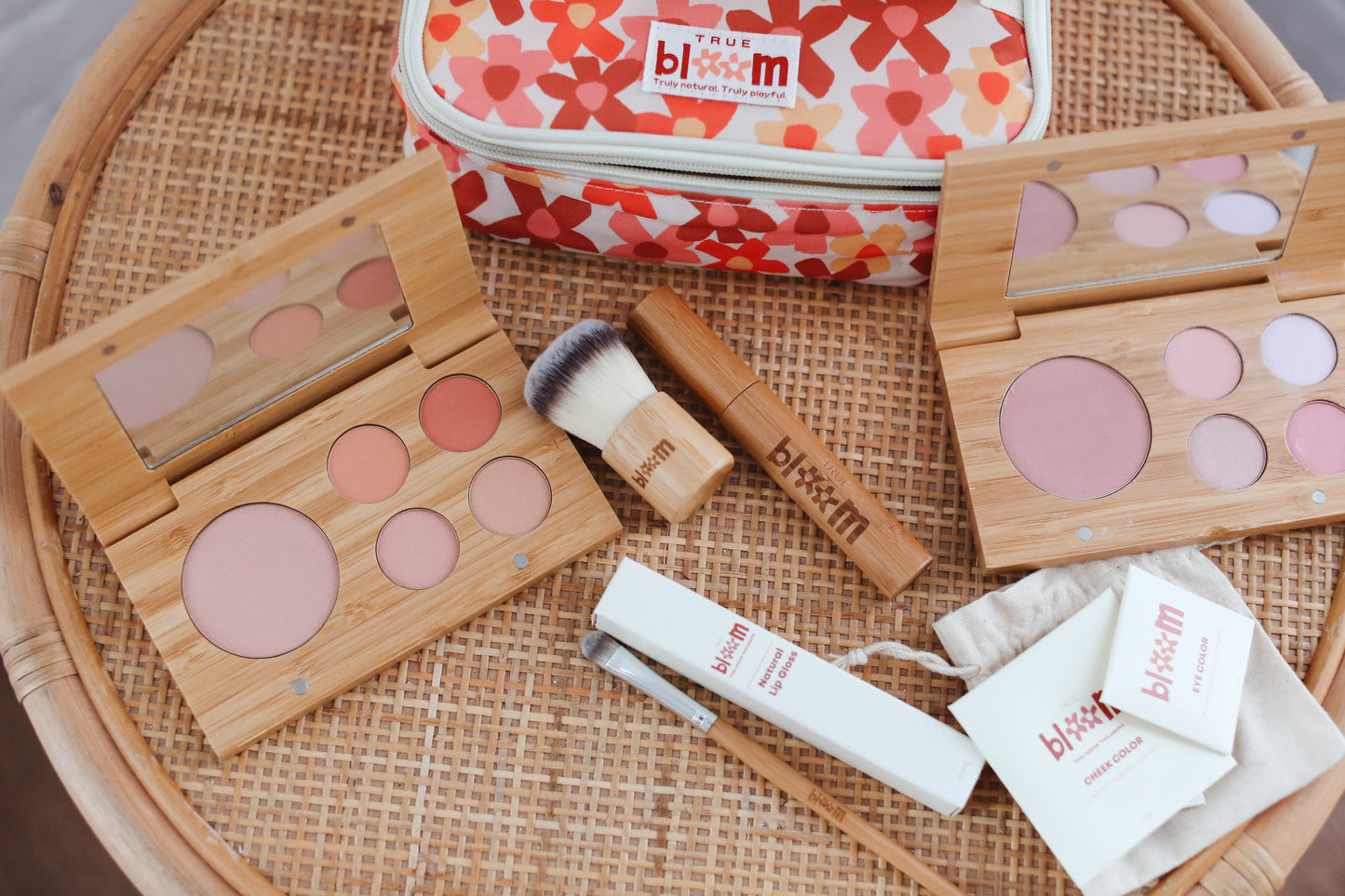 Bloom Makeup Kit